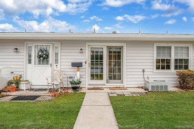 This beautifully maintained Greenbriar model is located in a on Leisure Village Golf Course in New York - for sale on GolfHomes.com, golf home, golf lot