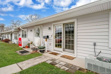 This beautifully maintained Greenbriar model is located in a on Leisure Village Golf Course in New York - for sale on GolfHomes.com, golf home, golf lot