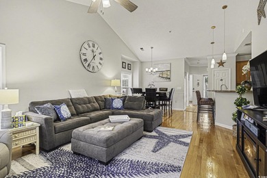 This bright, spacious 3-bedroom, 2-bath end-unit condo is on Blackmoor Golf Club in South Carolina - for sale on GolfHomes.com, golf home, golf lot