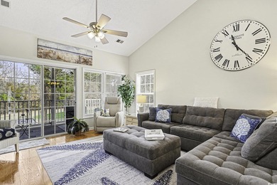 This bright, spacious 3-bedroom, 2-bath end-unit condo is on Blackmoor Golf Club in South Carolina - for sale on GolfHomes.com, golf home, golf lot