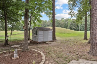 York County living at its best! This well-kept 4-bedroom, 2 on Kiln Creek Golf and Country Club in Virginia - for sale on GolfHomes.com, golf home, golf lot