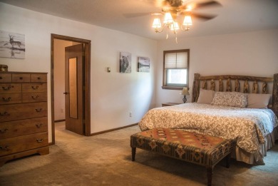 Beautiful getaway in Angel Fire only 1.7 mi from the ski base on Angel Fire Resort Country Club in New Mexico - for sale on GolfHomes.com, golf home, golf lot