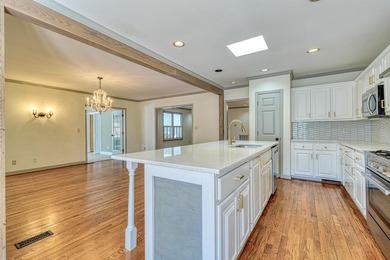 Newly Renovated! Stunning 4 bedroom/3.5 bathroom on Country Club of Spartanburg in South Carolina - for sale on GolfHomes.com, golf home, golf lot