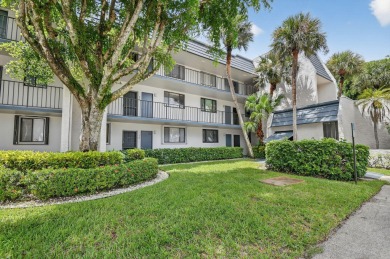 Do not miss this stunning totally remodeled furnished negotiable on Fountains Golf and Country Club in Florida - for sale on GolfHomes.com, golf home, golf lot