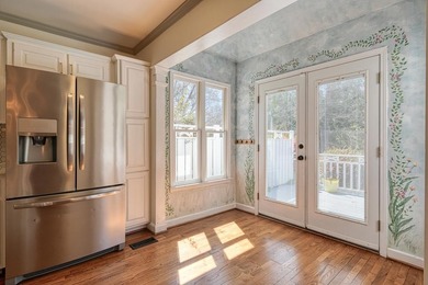 Newly Renovated! Stunning 4 bedroom/3.5 bathroom on Country Club of Spartanburg in South Carolina - for sale on GolfHomes.com, golf home, golf lot