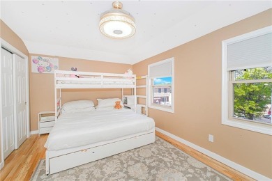 Enter into modern comfort and convenience with this beautifully on South Shore Golf Course in New York - for sale on GolfHomes.com, golf home, golf lot