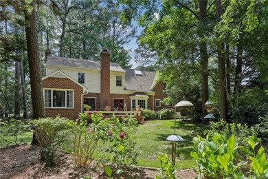 Welcome to this charming home in Kingsmill, beautifully situated on Kingsmill Resort and Golf Club in Virginia - for sale on GolfHomes.com, golf home, golf lot