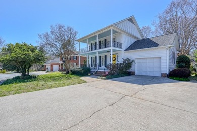 Newly Renovated! Stunning 4 bedroom/3.5 bathroom on Country Club of Spartanburg in South Carolina - for sale on GolfHomes.com, golf home, golf lot