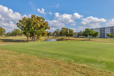 One or more photo(s) has been virtually staged. Welcome to the on Pinebrook/Ironwood Golf Course in Florida - for sale on GolfHomes.com, golf home, golf lot