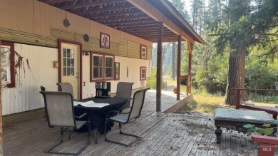 Improvements of a new snow roof, deck and windows in 2018 on Terrace Lakes Golf Resort in Idaho - for sale on GolfHomes.com, golf home, golf lot