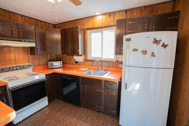 Welcome to this charming ranch-style home located in the on The Hideout Golf in Pennsylvania - for sale on GolfHomes.com, golf home, golf lot