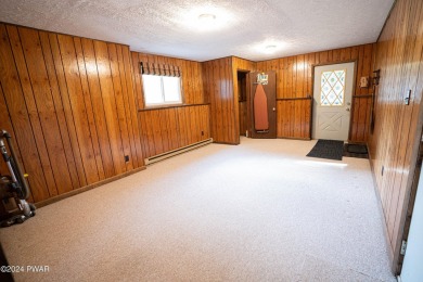 Welcome to this charming ranch-style home located in the on The Hideout Golf in Pennsylvania - for sale on GolfHomes.com, golf home, golf lot