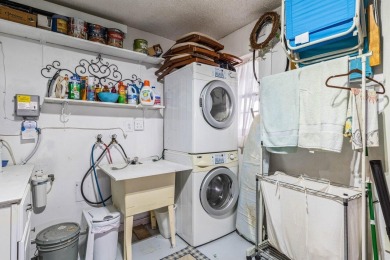 BACK ON MARKET - CASH ONLY! Roof age requires cash purchase on Leisureville Community Golf Course in Florida - for sale on GolfHomes.com, golf home, golf lot