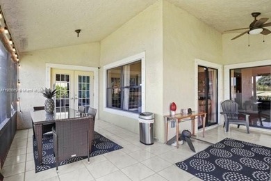 This is a beautiful, very open great room, bright, high ceiling on Aberdeen Golf and Country Club in Florida - for sale on GolfHomes.com, golf home, golf lot