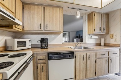 Spacious 2-bedroom, 2-bath condo located in a quiet 55+ on Oriole Golf and Tennis Club in Florida - for sale on GolfHomes.com, golf home, golf lot