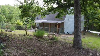 Welcome to the remarkable Terre Du Lac community! This spacious on Terre Du Lac Golf and Country Club in Missouri - for sale on GolfHomes.com, golf home, golf lot