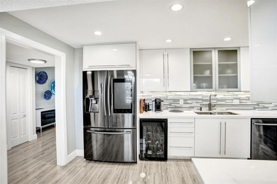 Welcome to 535 Oaks Drive penthouse in the sought-after Palm on  in Florida - for sale on GolfHomes.com, golf home, golf lot