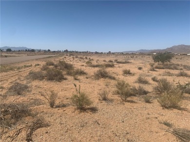 Large irregular lot with beautiful open skies and mountains all on Valle Vista Golf Course in Arizona - for sale on GolfHomes.com, golf home, golf lot