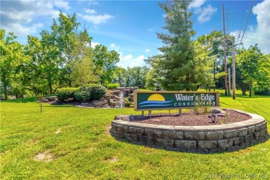 Just like new! You will want to see this one!  This WALK-IN unit on Seasons Ridge At Four Seasons in Missouri - for sale on GolfHomes.com, golf home, golf lot