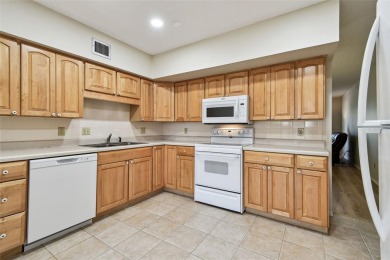 Motivated Sellers! Bring offers! Light, Bright, and Airy! on On Top Of The World Golf Course in Florida - for sale on GolfHomes.com, golf home, golf lot