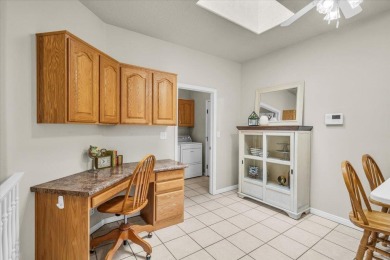 Charming townhouse in the Highlands subdivision. This 2-bedroom on Green Spring Country Club in Utah - for sale on GolfHomes.com, golf home, golf lot