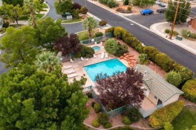 Charming townhouse in the Highlands subdivision. This 2-bedroom on Green Spring Country Club in Utah - for sale on GolfHomes.com, golf home, golf lot