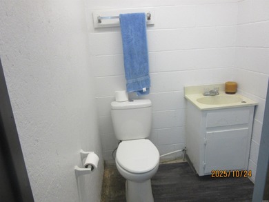 Real Estate for sale 227-225 Golf Links road, 2785SF brick with on Hot Springs Golf and Country Club in Arkansas - for sale on GolfHomes.com, golf home, golf lot