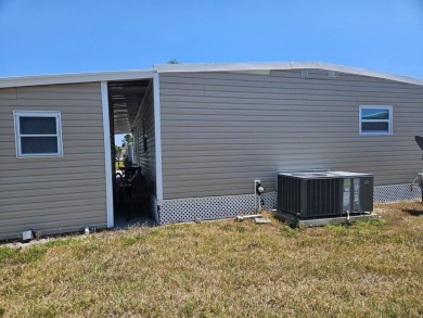 This worry-free, renovated 2-bedroom, 2-bath home, in the heart on The Links Golf Course in Florida - for sale on GolfHomes.com, golf home, golf lot