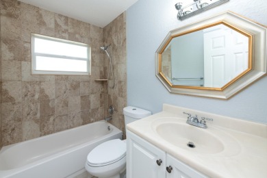 GORGEOUS, UPDATED, SKYLIGHTS, FANS, FRESHLY PAINTED, SCREENED on Forest Oaks Golf Club in Florida - for sale on GolfHomes.com, golf home, golf lot