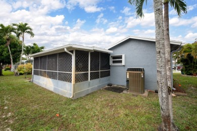 GORGEOUS, UPDATED, SKYLIGHTS, FANS, FRESHLY PAINTED, SCREENED on Forest Oaks Golf Club in Florida - for sale on GolfHomes.com, golf home, golf lot