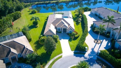 LOCATION, PRIVACY, LOW HOA FEES AND NO CDD FEES!  This home, in on Rosedale Golf and Tennis Club in Florida - for sale on GolfHomes.com, golf home, golf lot