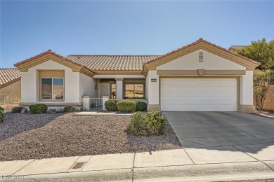 Split bedroom floor plan in upper Sun City Summerlin.  This on Eagle Crest Golf Club in Nevada - for sale on GolfHomes.com, golf home, golf lot