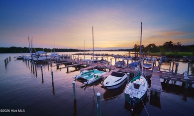 The Savannah a beautiful new home in Albemarle Plantation offers on Sound Golf Links at Albemarle Plantation in North Carolina - for sale on GolfHomes.com, golf home, golf lot