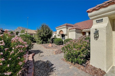 REMODELED W/ MODERN UPGRADES, THIS 'SUN CITY SUMMERLIN' SAN on Highland Falls Golf Club in Nevada - for sale on GolfHomes.com, golf home, golf lot