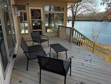 LAKEFRONT with a VIEW. Vaulted ceiling. Skylight in kitchen on Isabella Golf Course  in Arkansas - for sale on GolfHomes.com, golf home, golf lot