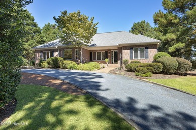 Don't miss this one level all brick home with a split floor plan on Pinehurst Golf Course No. 8 in North Carolina - for sale on GolfHomes.com, golf home, golf lot