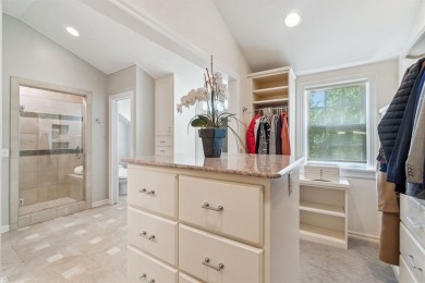 Wonderfully updated Nichols Hills home on a lovely street! on Oklahoma City Golf and Country Club in Oklahoma - for sale on GolfHomes.com, golf home, golf lot