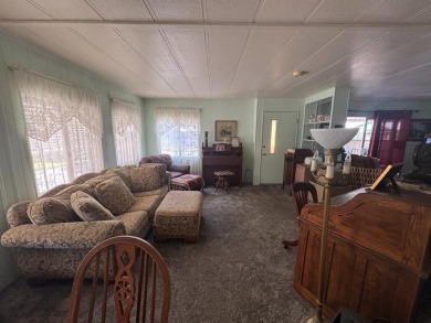 2 bedroom 2 bath mobile home located in the lovely suburban area on Sherwood Forest Golf Club in California - for sale on GolfHomes.com, golf home, golf lot