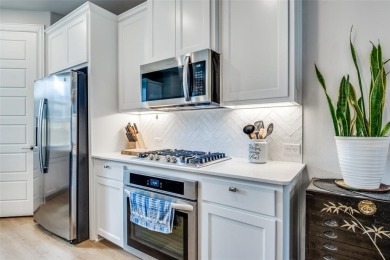 Welcome to this charming 3-bedroom townhome nestled in a on Jim Boggs in Texas - for sale on GolfHomes.com, golf home, golf lot