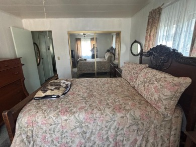 2 bedroom 2 bath mobile home located in the lovely suburban area on Sherwood Forest Golf Club in California - for sale on GolfHomes.com, golf home, golf lot