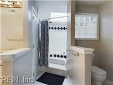 *INSTANT EQUITY* Welcome to 9104 River Cres, a beautifully on Cedar Point Country Club in Virginia - for sale on GolfHomes.com, golf home, golf lot