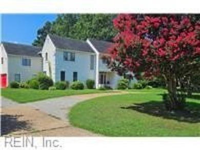 *INSTANT EQUITY* Welcome to 9104 River Cres, a beautifully on Cedar Point Country Club in Virginia - for sale on GolfHomes.com, golf home, golf lot