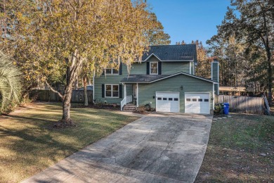 Stunning Shadowmoss Home with Golf Course Views! This spacious 2 on Shadowmoss Plantation Golf Club in South Carolina - for sale on GolfHomes.com, golf home, golf lot