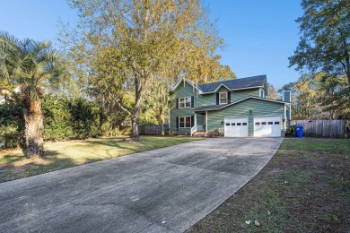 Stunning Shadowmoss Home with Golf Course Views! This spacious 2 on Shadowmoss Plantation Golf Club in South Carolina - for sale on GolfHomes.com, golf home, golf lot