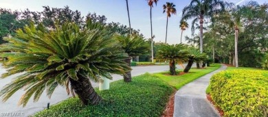 This rarely available end unit with 3 bedrooms and 2 baths has on Vineyards Golf and Country Club in Florida - for sale on GolfHomes.com, golf home, golf lot