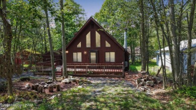 POCONOS MODERN COUNTRY CHALET Turn-Key Charming Updated 3BR 2BA on Pocono Farms Country Club in Pennsylvania - for sale on GolfHomes.com, golf home, golf lot