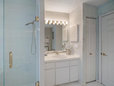 Location! Location! Lovely 3 bedroom 2 bath villa style single on East Lake Woodlands Country Club in Florida - for sale on GolfHomes.com, golf home, golf lot