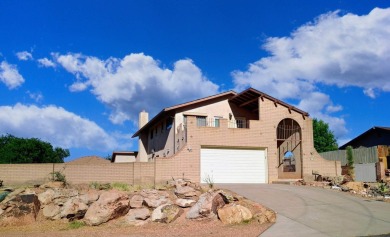 Tucked away on a quiet cul-de-sac with a golf course just behind on St. George Golf Course in Utah - for sale on GolfHomes.com, golf home, golf lot