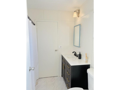 Beautifully Updated Double-Wide in the 55+ Community of Tri Palm on The Club At Shenandoah Springs in California - for sale on GolfHomes.com, golf home, golf lot