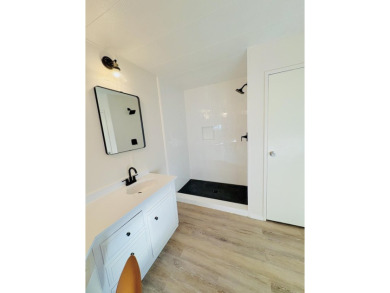 Beautifully Updated Double-Wide in the 55+ Community of Tri Palm on The Club At Shenandoah Springs in California - for sale on GolfHomes.com, golf home, golf lot